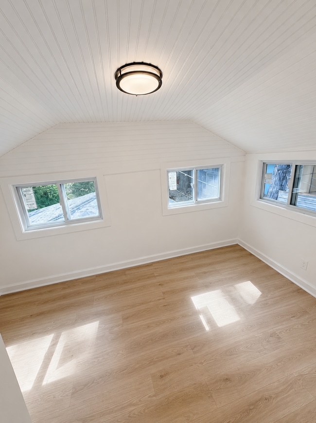 Building Photo - 3639 Agnes Ave