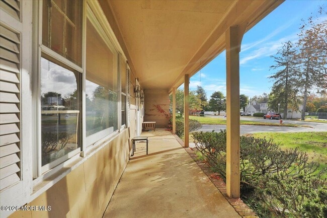 Building Photo - 15 Harbor Ct