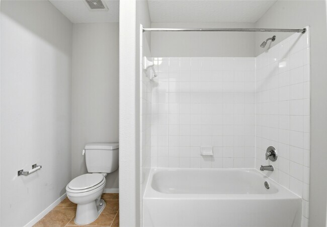 Building Photo - 1107 Northgate Springs Dr