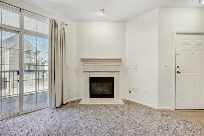 Building Photo - 3872 S Dallas St