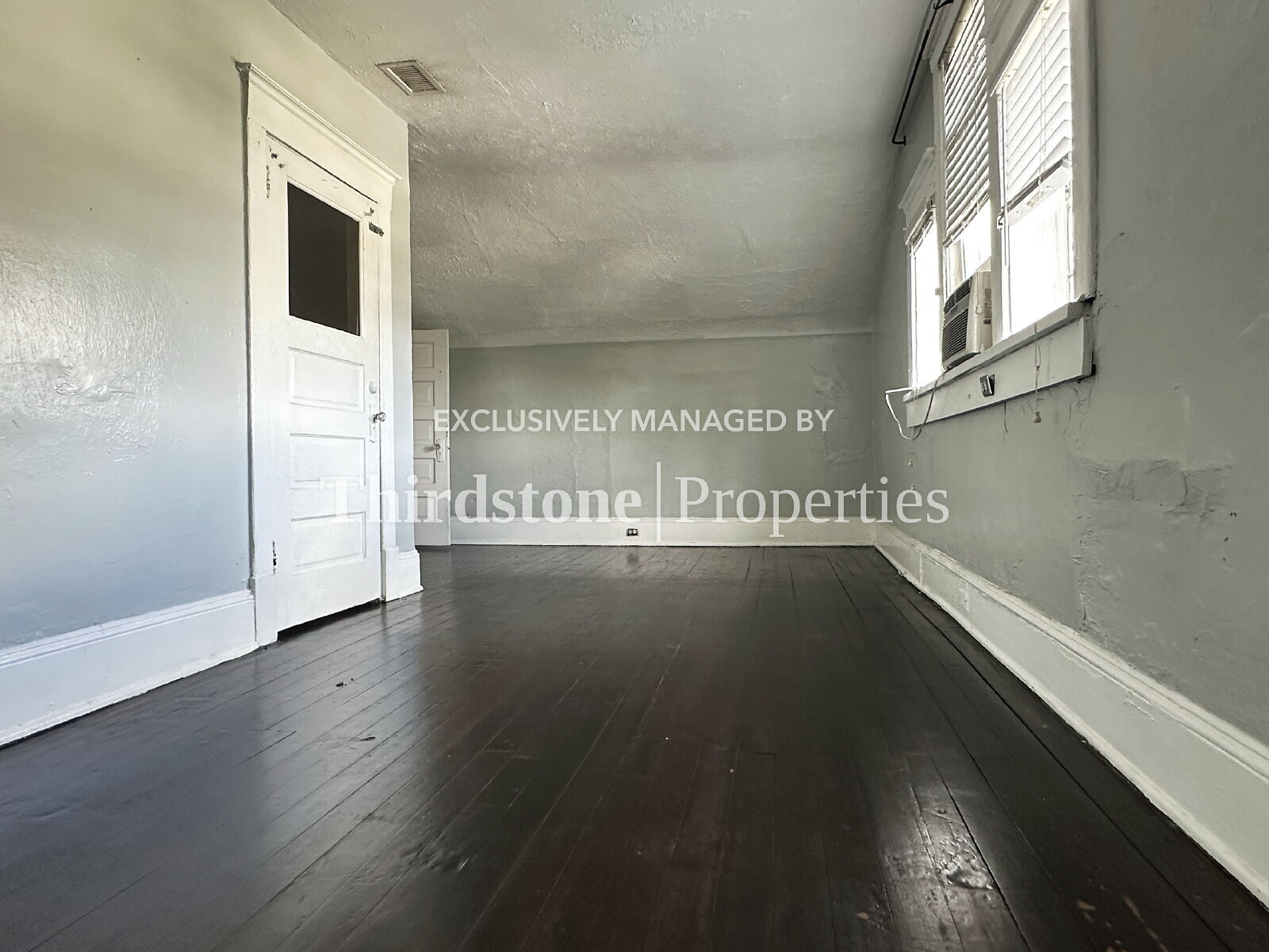 Building Photo - 1520 Donald St