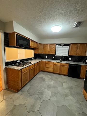 Building Photo - 303 Ave C