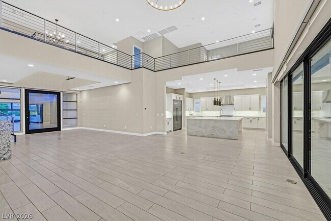 Building Photo - 65 Garibaldi Wy