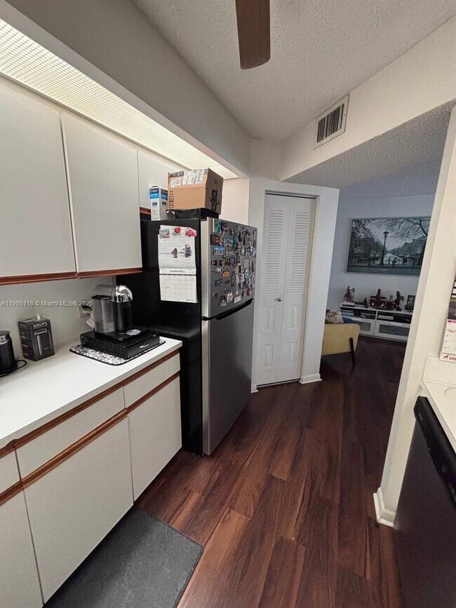 Building Photo - 500 SW 130th Terrace