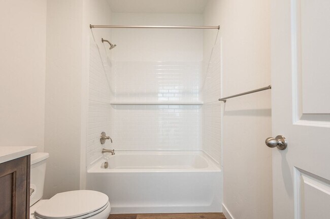 Building Photo - Brand New Home in an Amenity Filled Neighborhood