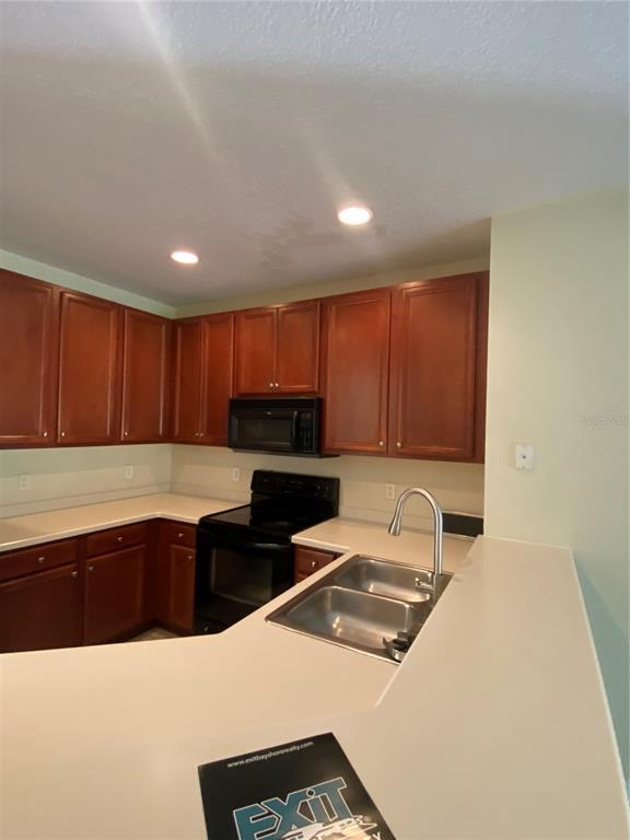 Building Photo - 8556 Trail Wind Dr