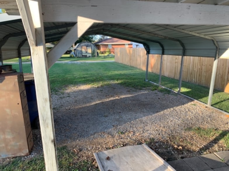 Building Photo - 2026 Chestnut Ave