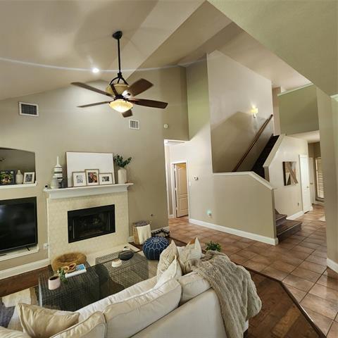 Building Photo - 1104 Summerbrook Dr