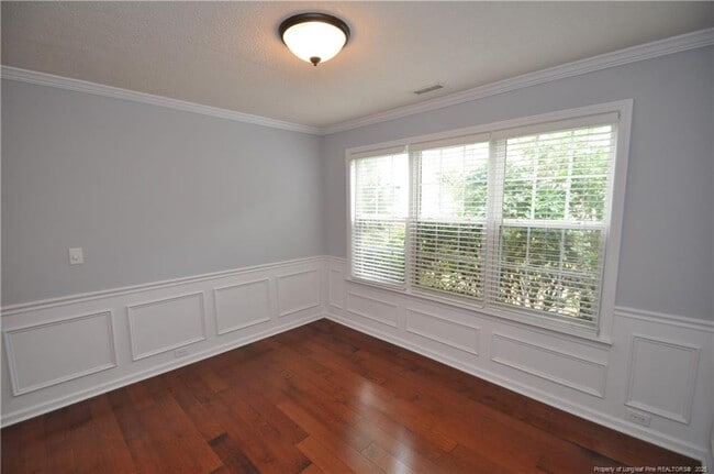 Building Photo - 806 Brickstone Dr