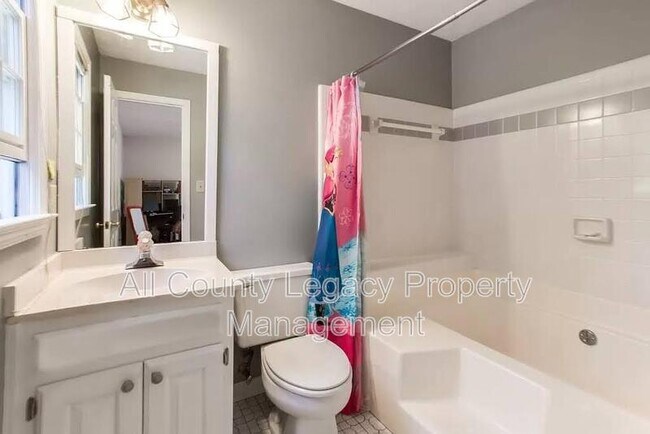 Building Photo - 2541 Berwick Walk