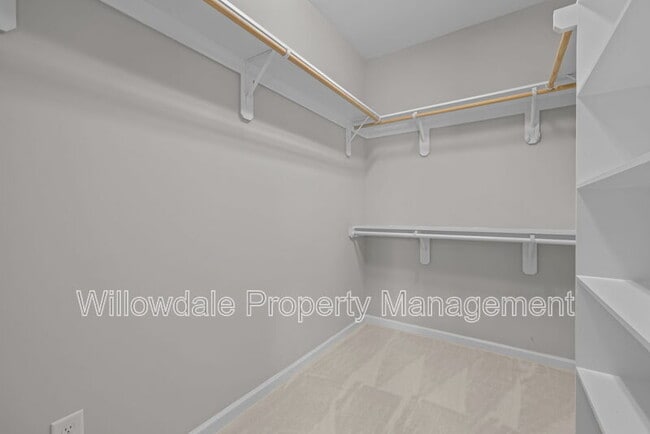 Building Photo - 4107 Bluff Oak Dr