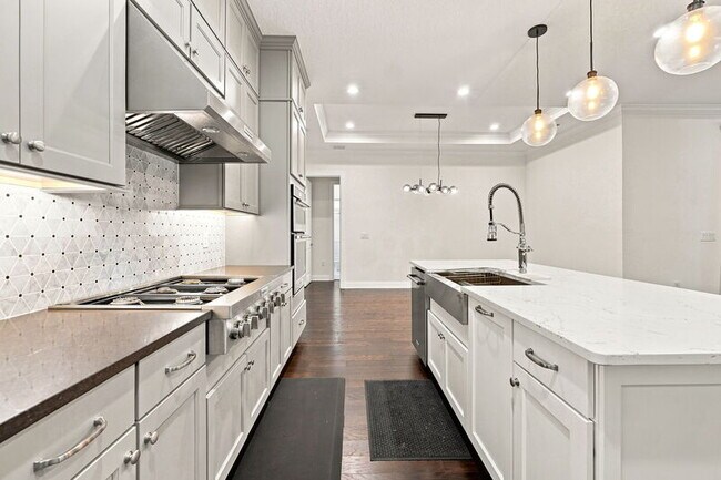 Building Photo - 10134 Royal Island Ct