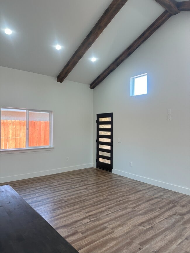 Building Photo - 10630 Campana Way
