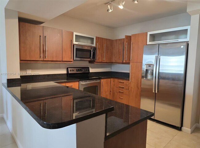 Building Photo - 7350 SW 89th St