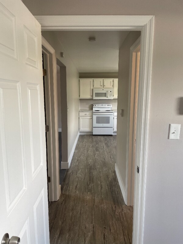 Building Photo - 15 N West St