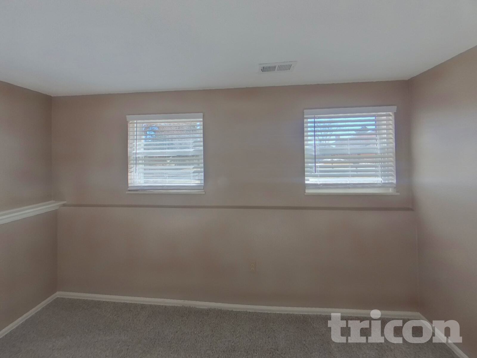 Building Photo - 5522 Buckskin Pass Dr N