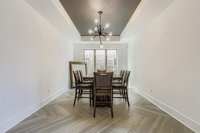 Building Photo - 134 Arcadian Ln