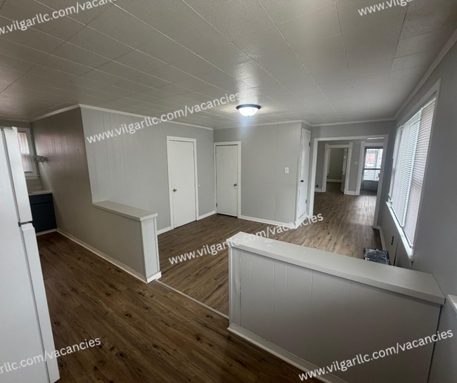 Building Photo - 1114 Pine St