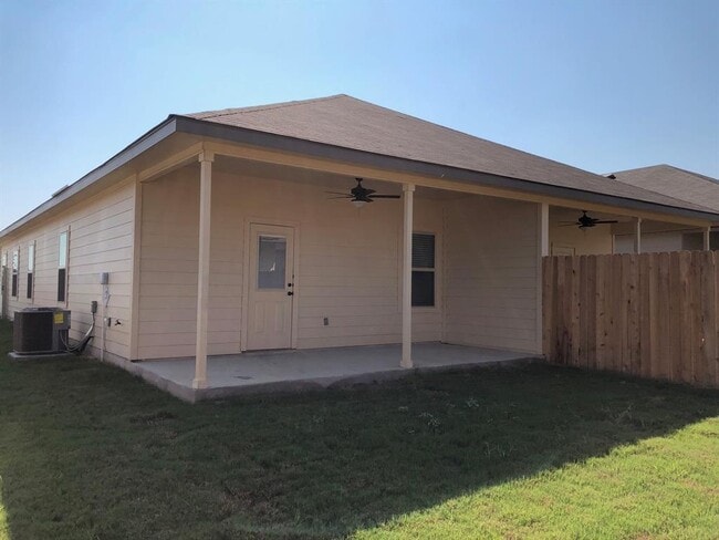 Building Photo - 108 Samuel Dr