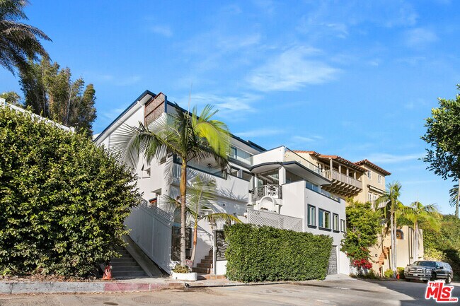 Building Photo - 17737 Porto Marina Way