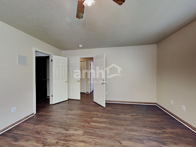 Building Photo - 2152 N 850 W