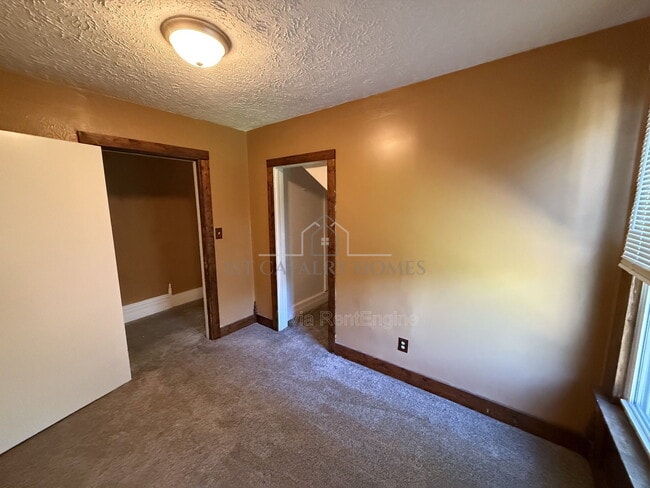Building Photo - 1076 Ackley St