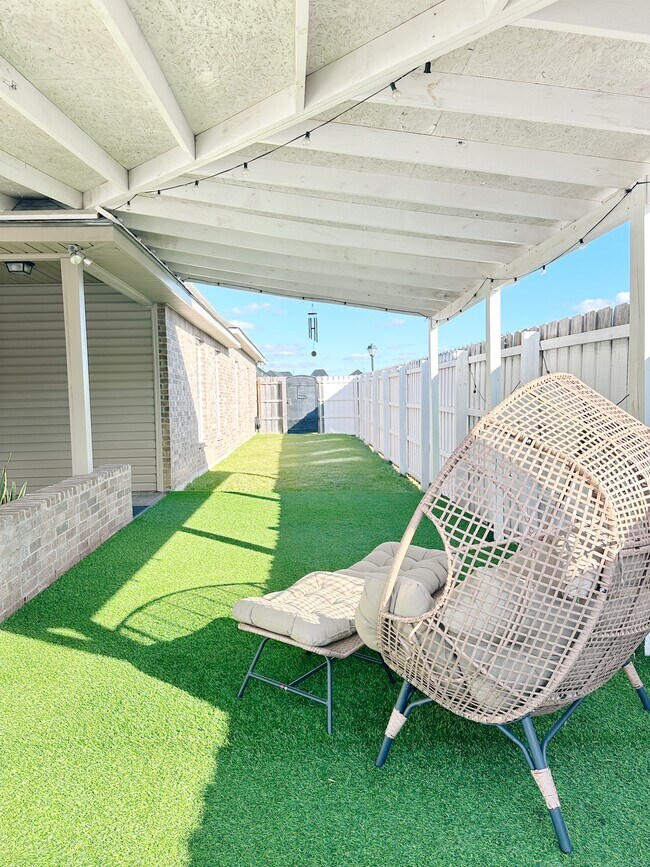 Building Photo - 4847 Juniper Park Dr