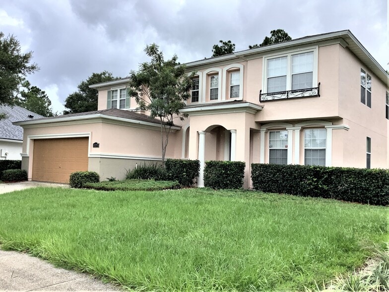Primary Photo - 11293 Justin Oaks Dr N