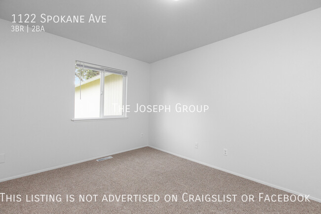 Building Photo - 1122 Spokane Ave