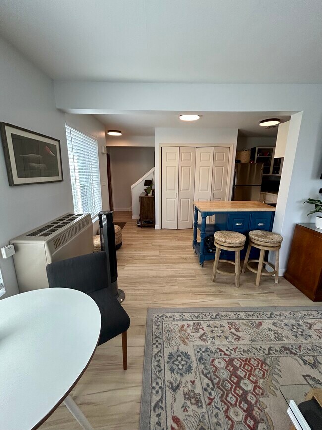 Photo is taken pre kitchen renovation - 18 Ocean St