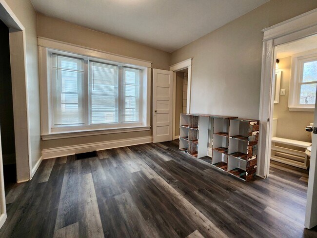 Building Photo - 500 Garson Ave