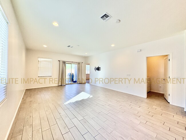 Building Photo - 6638 E Via Jardin Verde