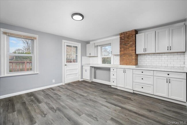 Building Photo - 319 Union Ave