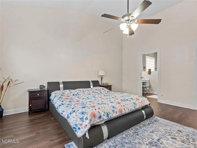 Building Photo - 1114 4 Wood Dr