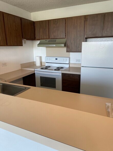 Building Photo - 98-410 Koauka Loop