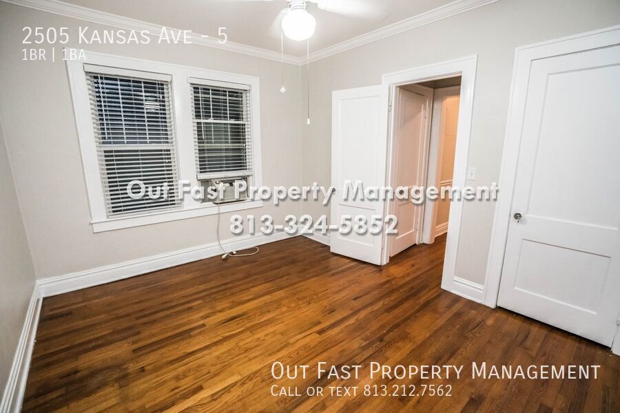 Building Photo - 2505 W Kansas Ave