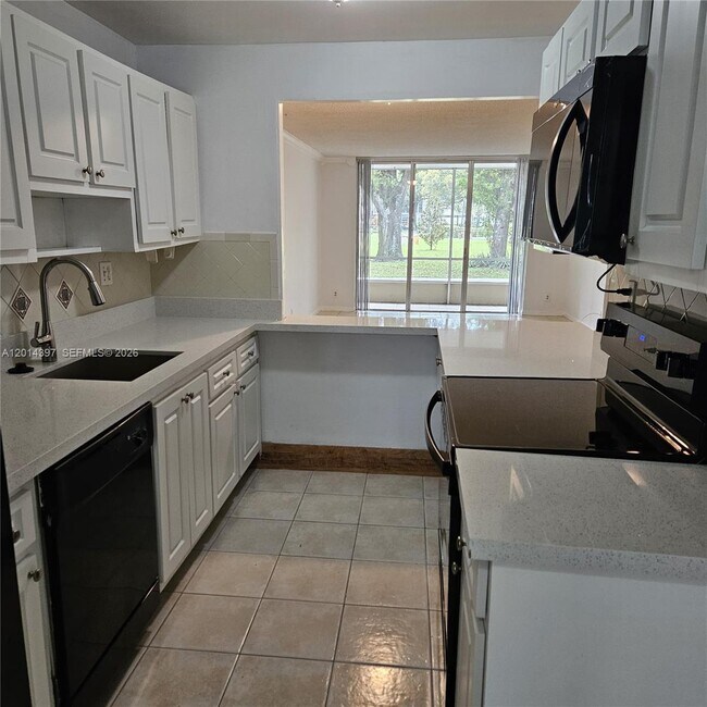 Building Photo - 3070 NW 48th Terrace