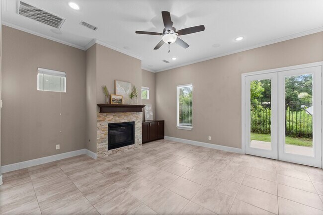 Building Photo - 127 Benjis Pl