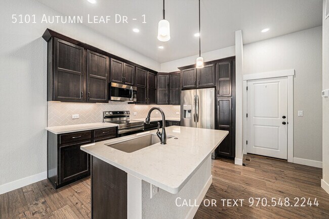 Building Photo - 5101 Autumn Leaf Dr