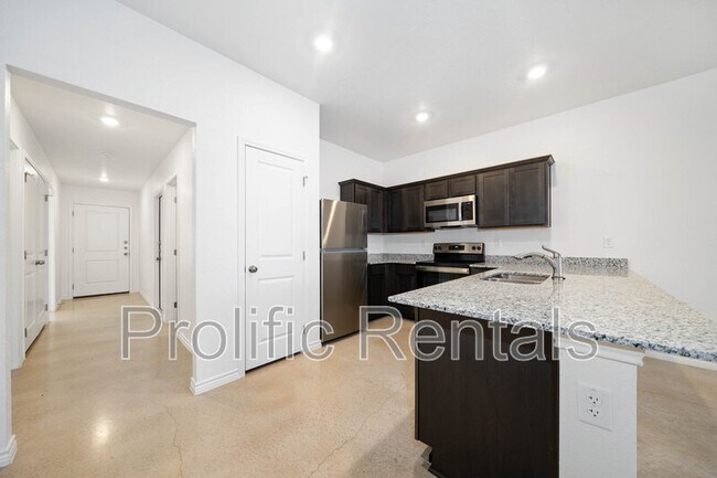 Building Photo - 1254 Lehmann Dr