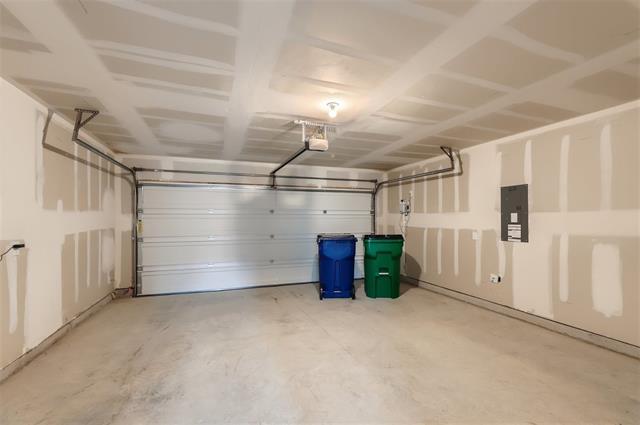 Building Photo - 9121 Flowering Dogwood Ln