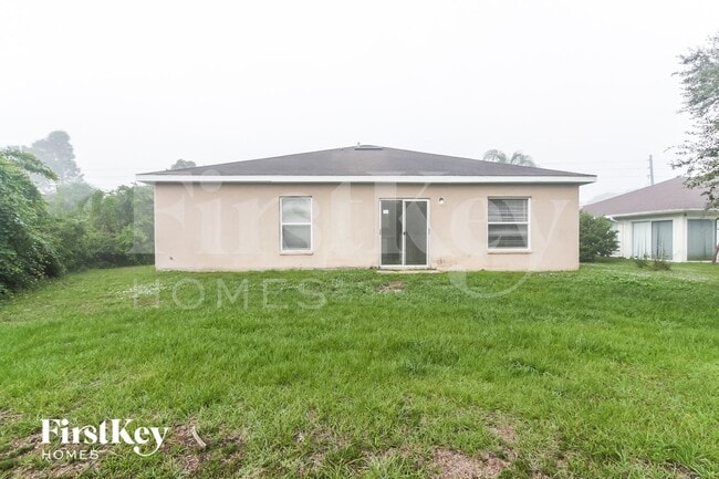 Building Photo - 2598 N Biscayne Dr