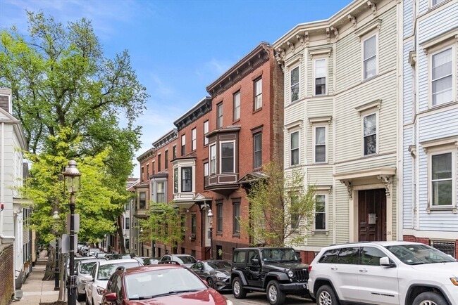 Building Photo - 26 Cordis St