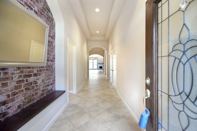 Building Photo - 26202 Basil View Ln