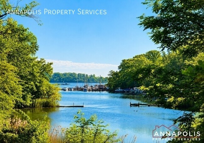 Building Photo - 1107 Brassie Ct