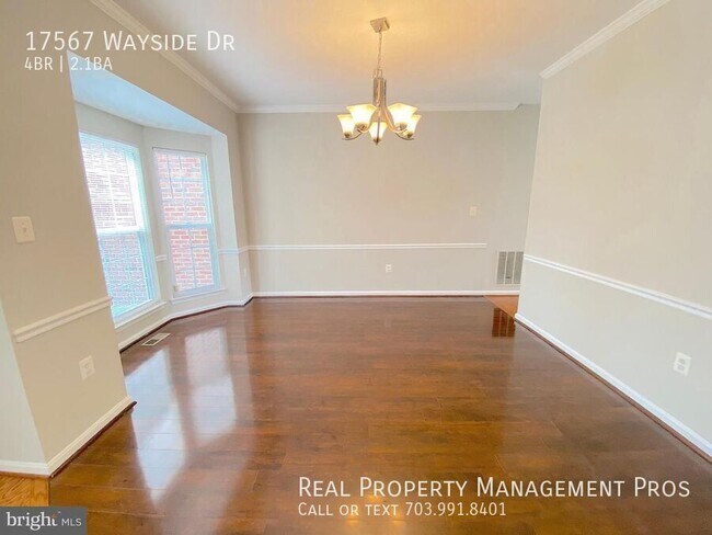 Building Photo - 17567 Wayside Dr