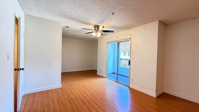Building Photo - 1500 Abbot Ave