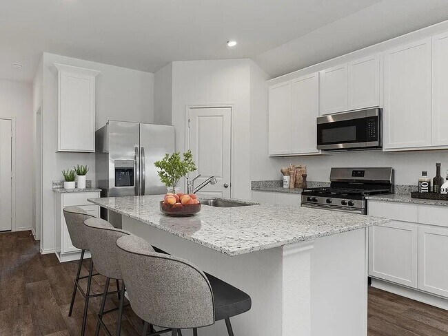 Building Photo - 3815 Turnpike Dr