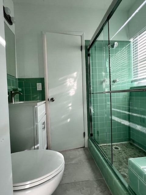 Building Photo - 2801 W Canal St N