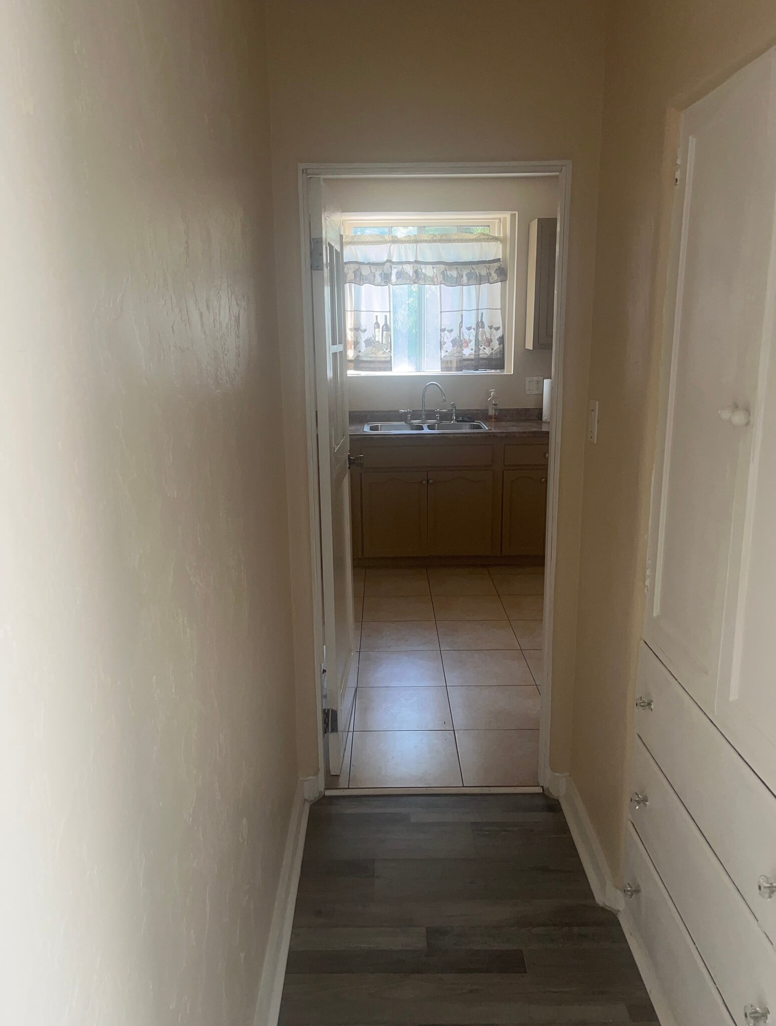 Building Photo - 2500 S Bronson Ave